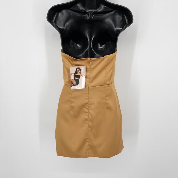 Naked Wardrobe The Statement Dress NEW Women Sz XS Gold Bustier Strapless Fitted - Picture 6 of 9